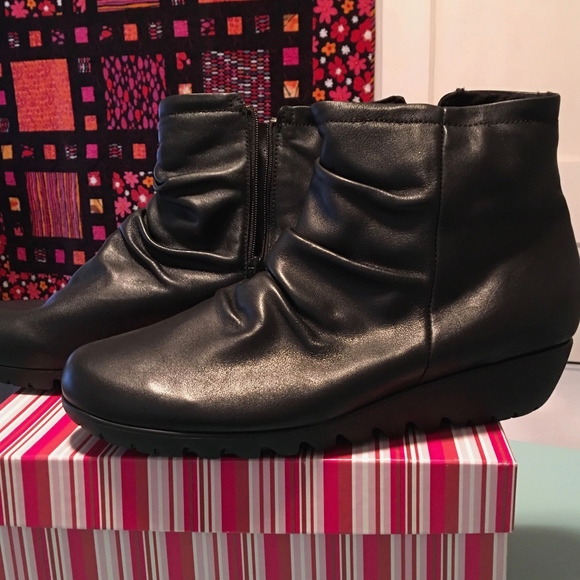 munro riley boot